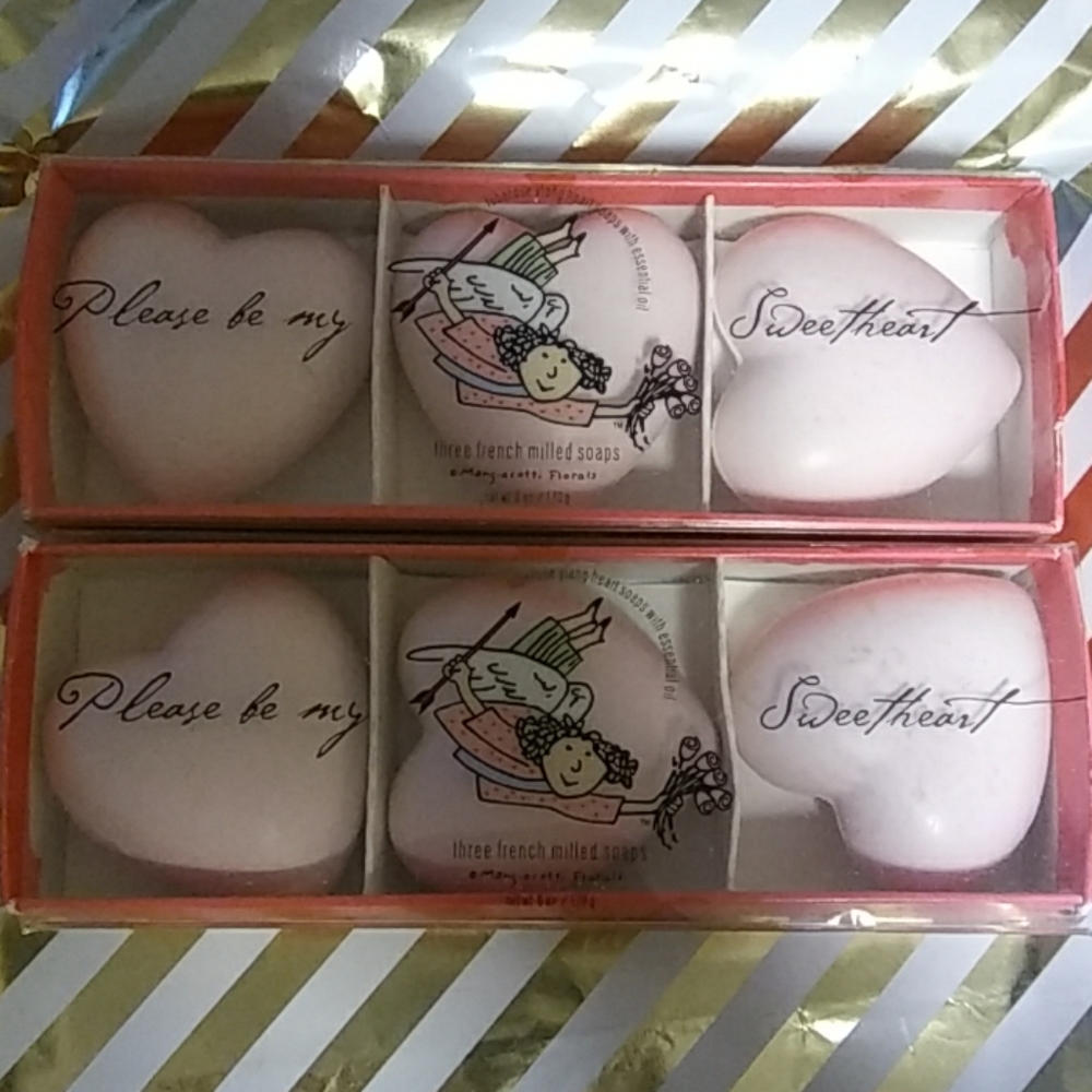 ❎Sold Valentine's Day heart shaped soaps
